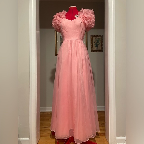 Vintage 70s Blush Pink Organza Ruffled Sleeve Bridal / Prom Formal Gown - Picture 12 of 16